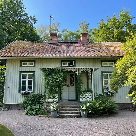 Aeppelgarden Bed & Breakfast Mariestad Dış mekan fotoğraf